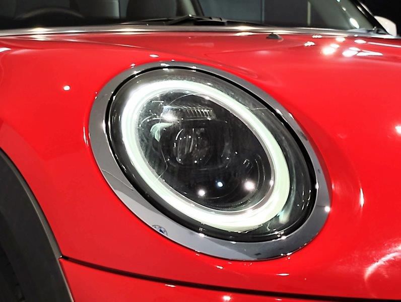 MINI Cooper F56 RHD