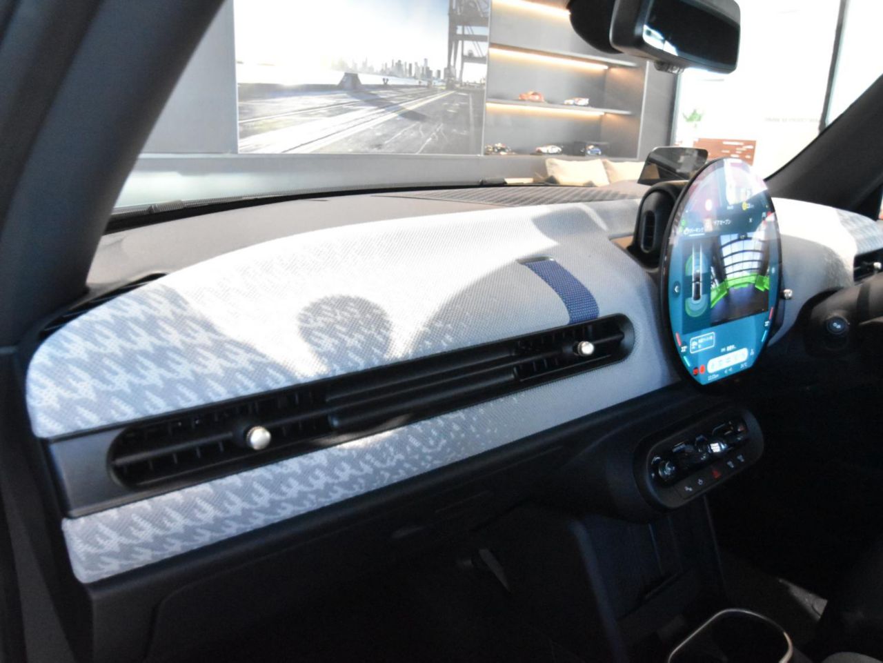 F66 MINI Cooper C 3Dr