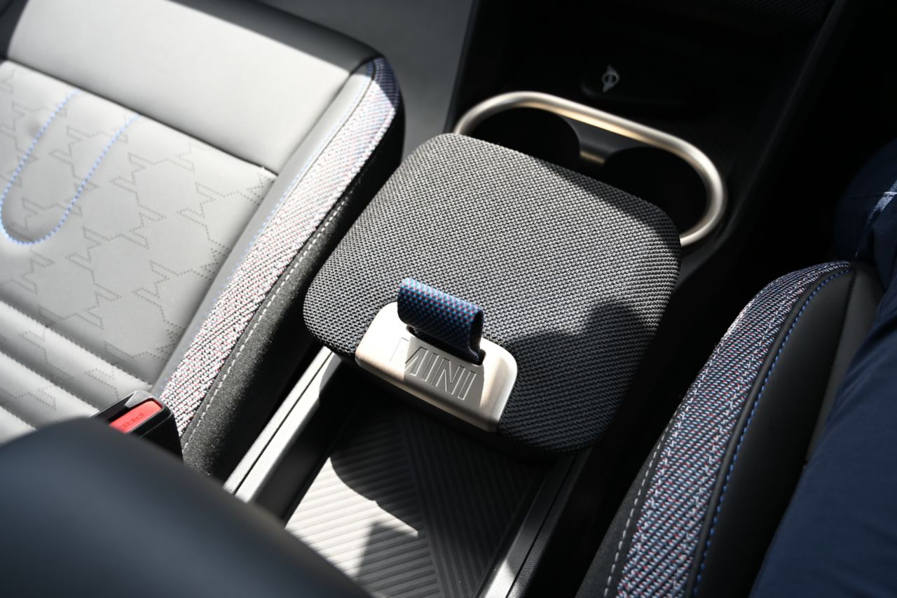 U25 MINI Countryman E