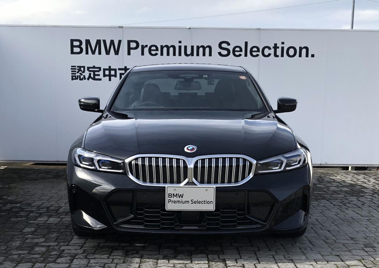 320d xDrive Berline RHD