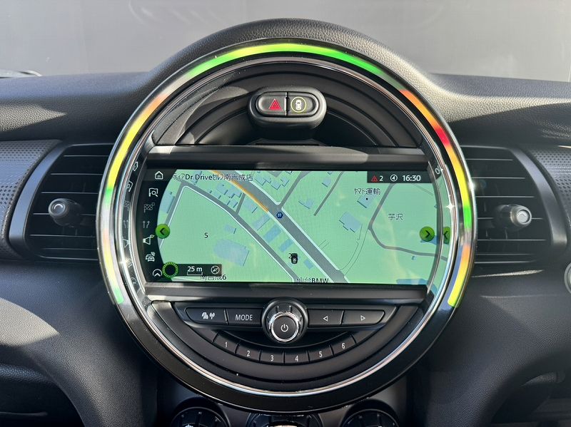 F56 COOPER D (AT)