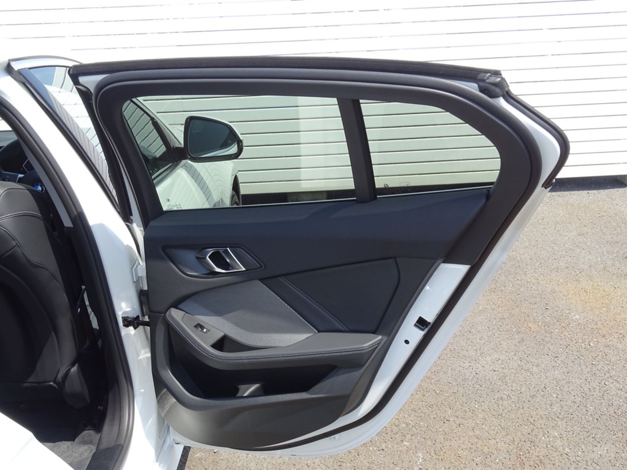 120 Sport Sports Hatch