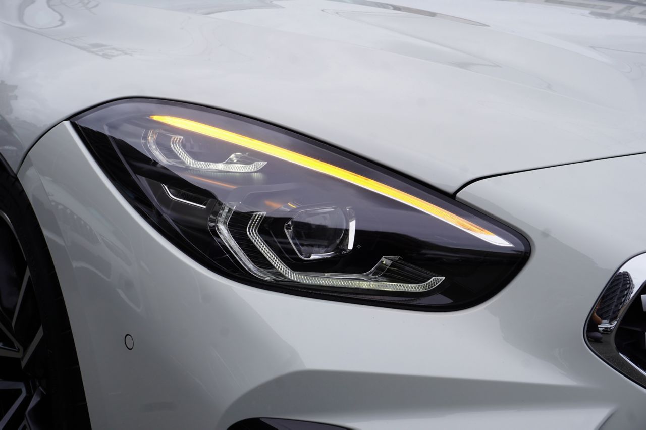 G29 z4 sDrive20i RHD