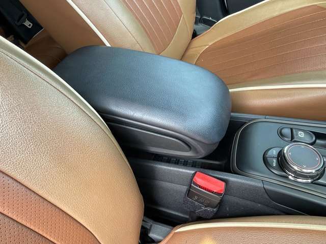 MINI CROSSOVER COOPER D