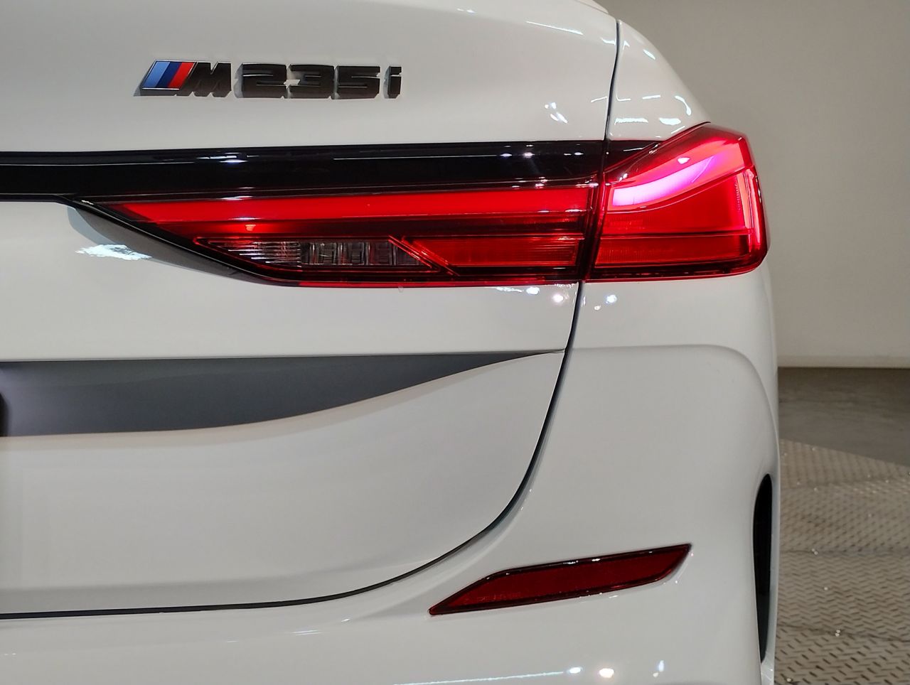 F4* **35i xDrive **** ***** B48 2.0i