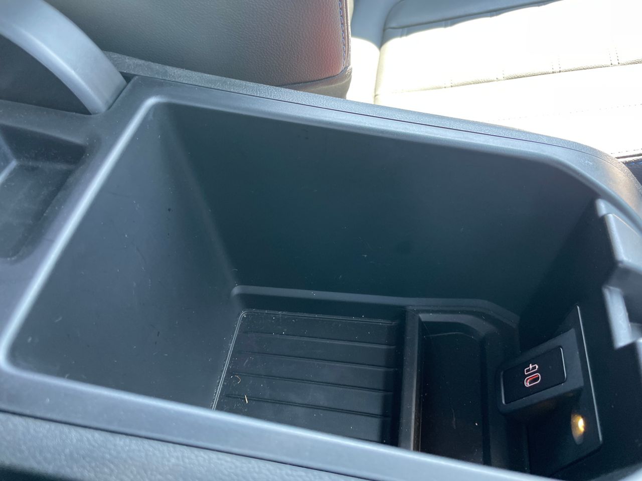 G08 iX3 BEV RHD