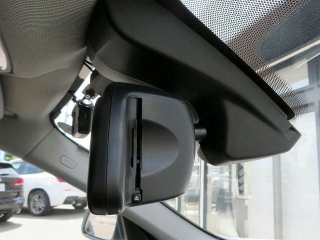 X1 SDRIVE18I