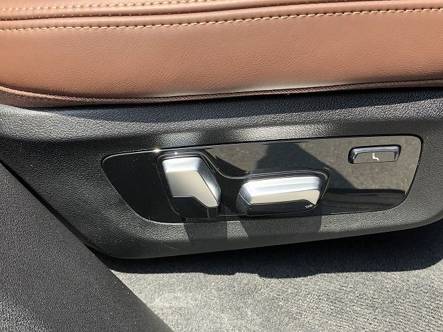 X5 xDrive30d RHD