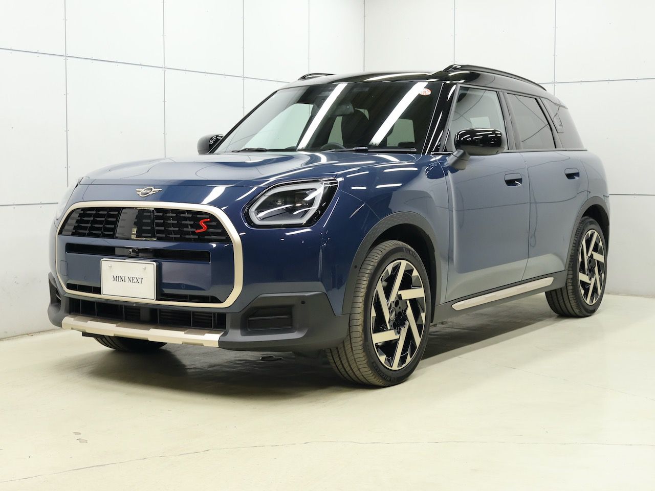THE NEW MINI COUNTRYMAN S ALL4