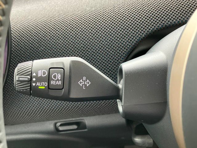 J01 MINI Cooper E