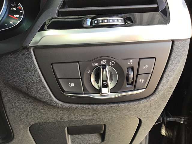 X4 M RHD