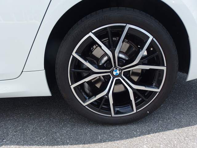 520i Sedan RHD