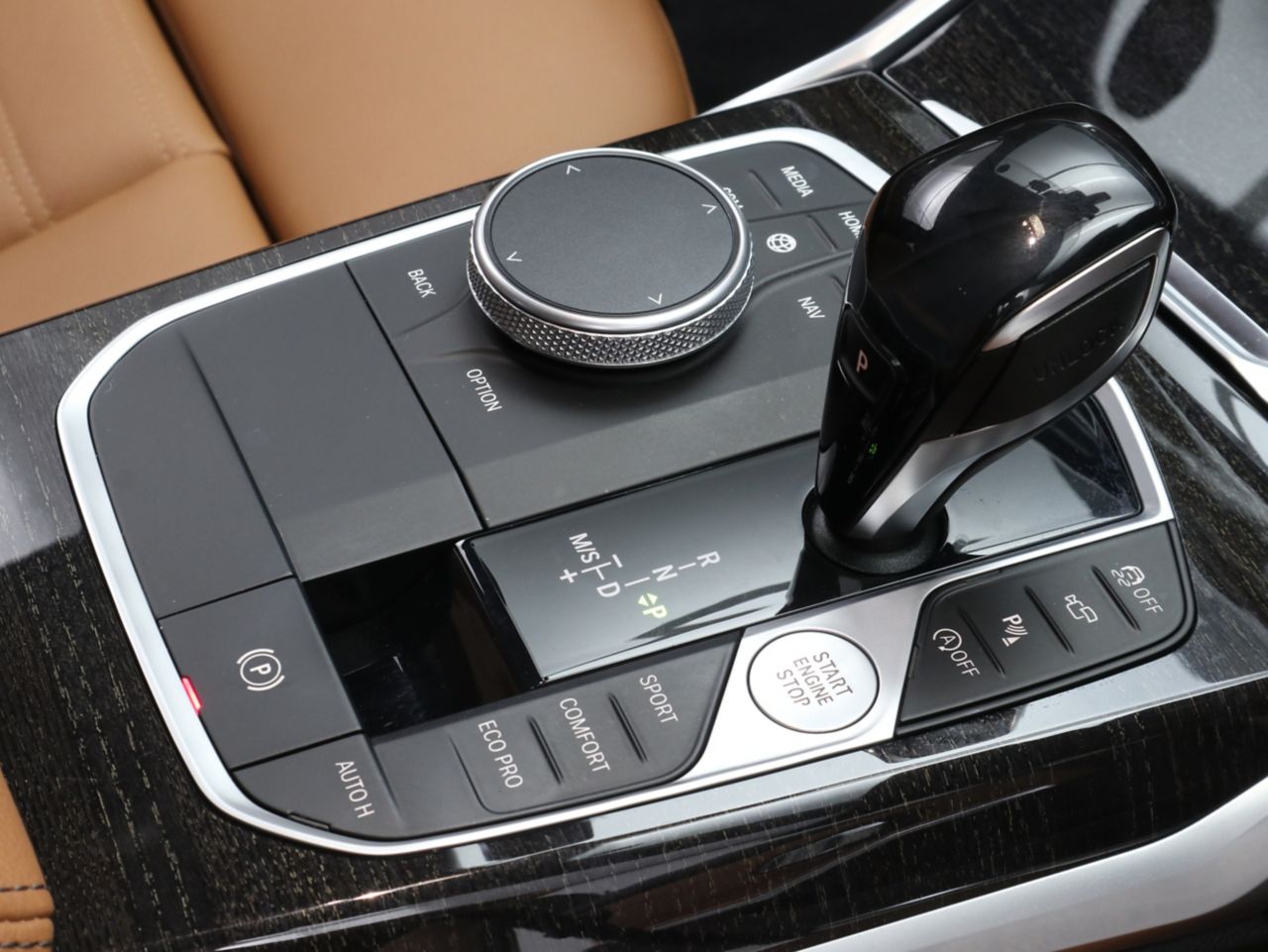 G20 320i Saloon RHD MX