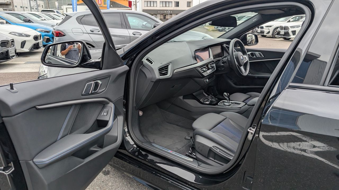 F40 118d Sports Hatch 5-door B47 2.0d