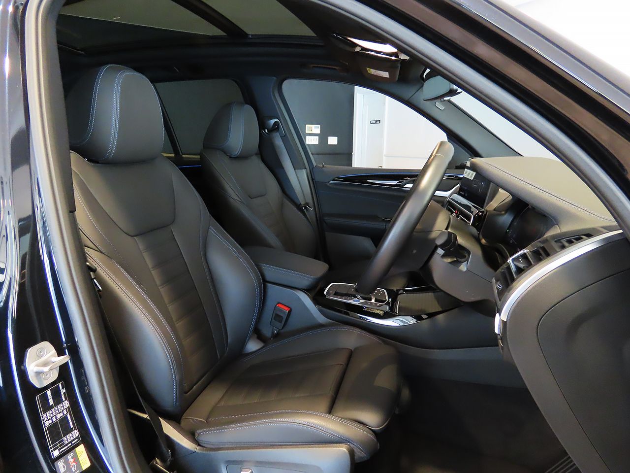 G08 iX3 BEV RHD