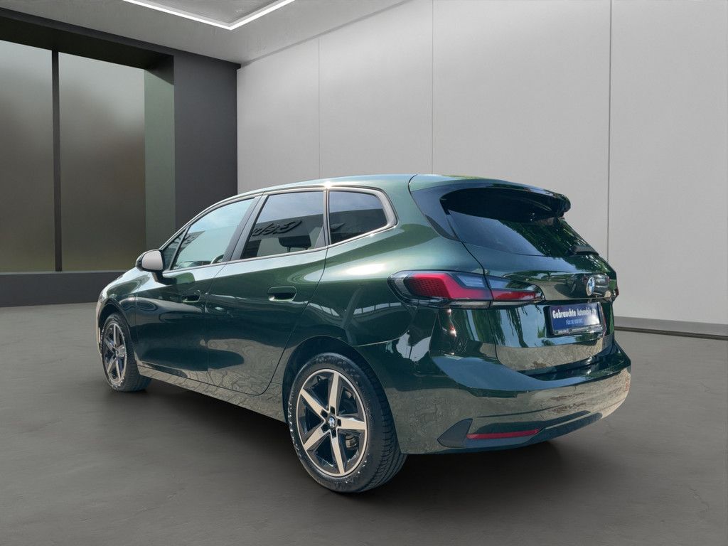 BMW 216