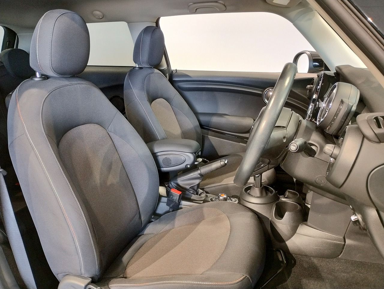 F56 MINI Cooper 3-Door Hatch LCI