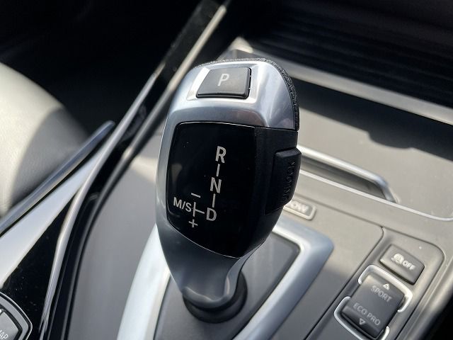 118D 5DOOR RHD