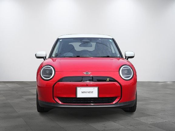 J01 MINI Cooper SE