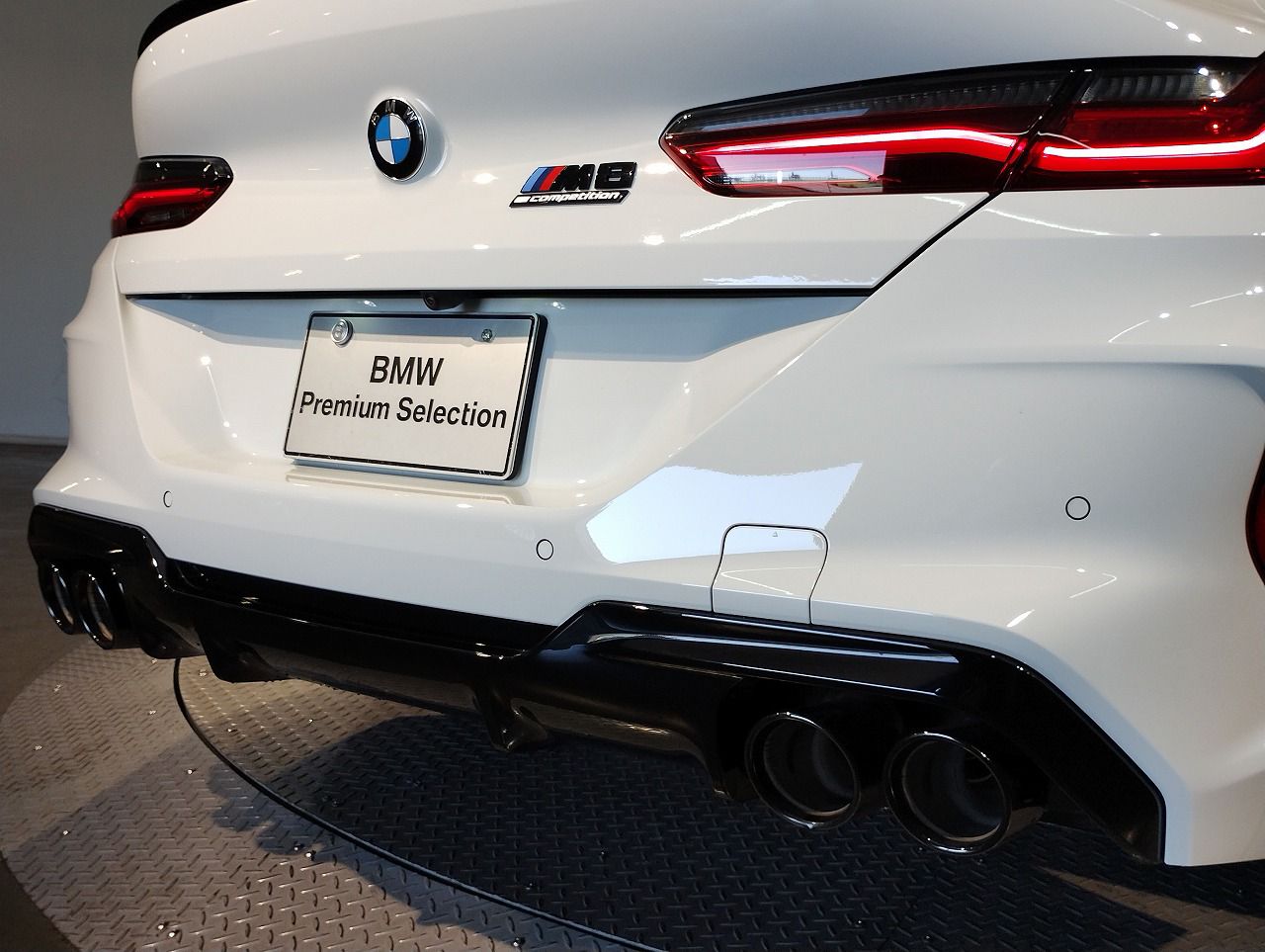 F93 M8 Gran Coupe S63 4.4i