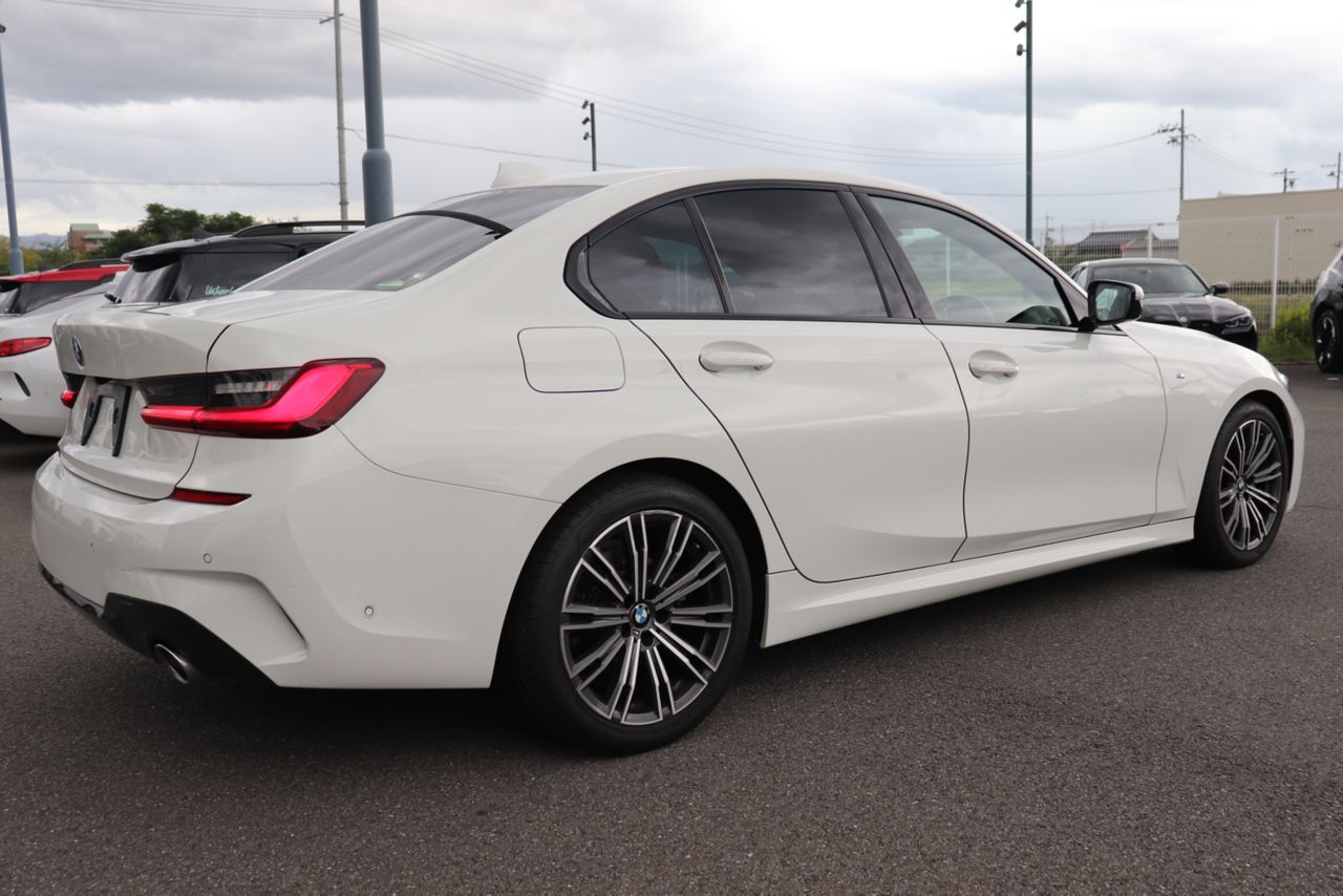 318i Berline RHD