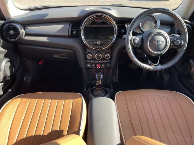 F56 MINI Cooper 3-Door Hatch LCI