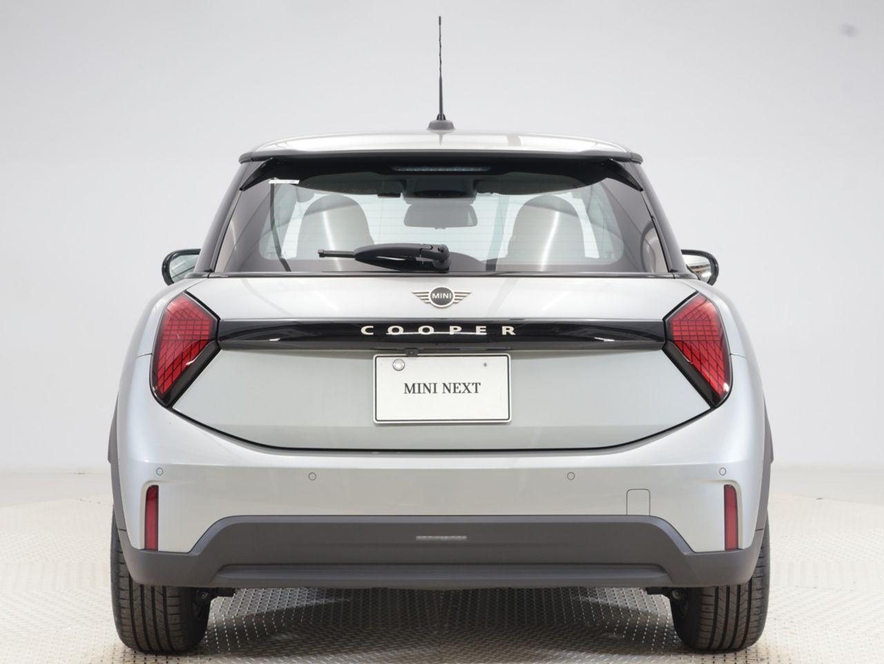 F66 MINI Cooper C 3Dr