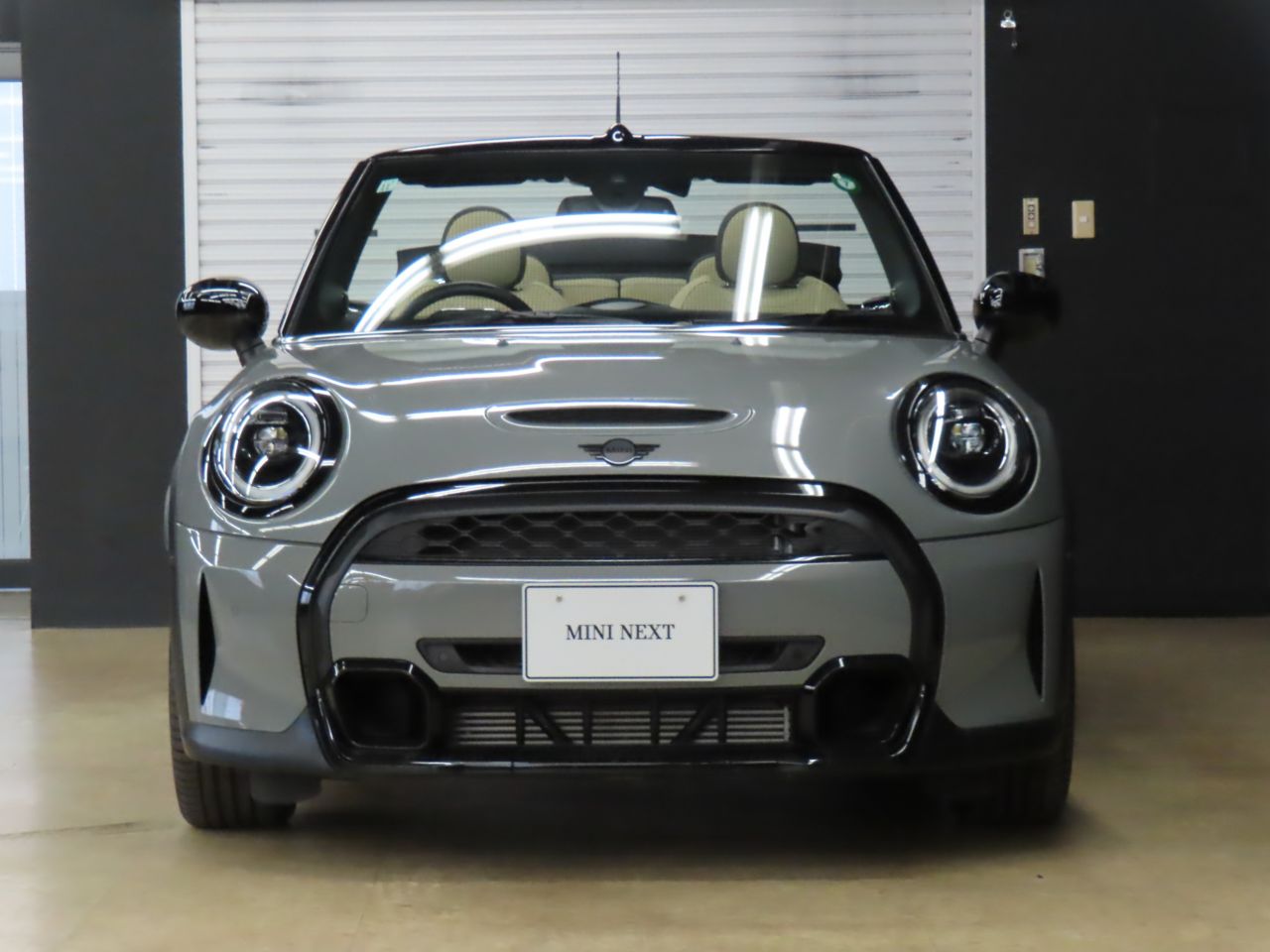 MINI Cooper S Convertible RHD