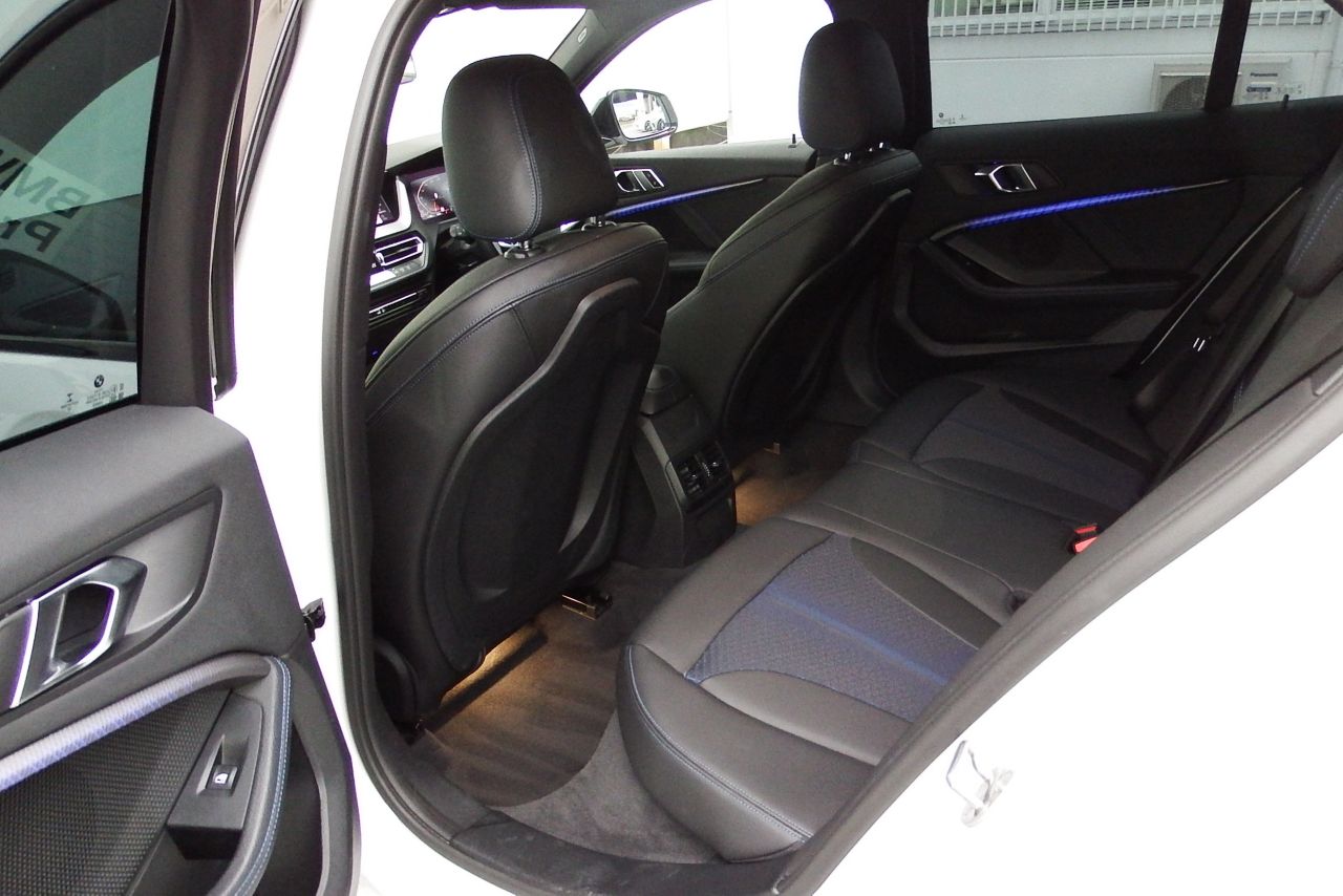 F40 118d Sports Hatch 5-door B47 2.0d