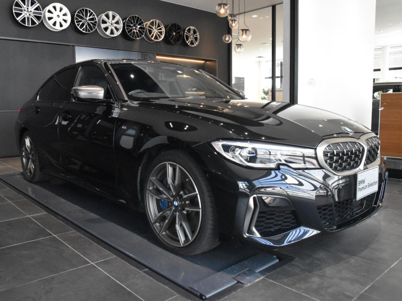 G20 M340i xDrive Saloon RHD