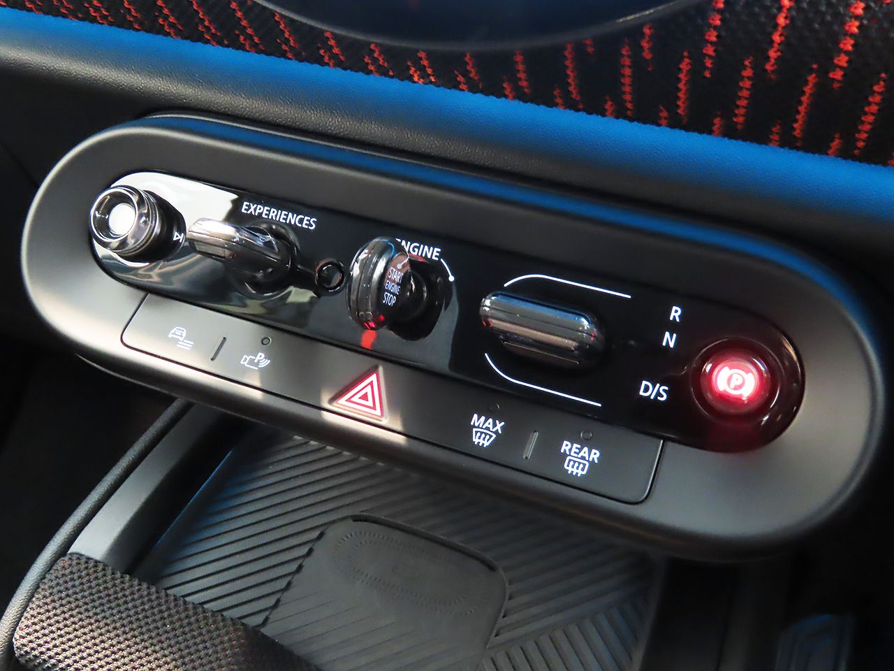 U25 MINI John Cooper Works Countryman ALL4
