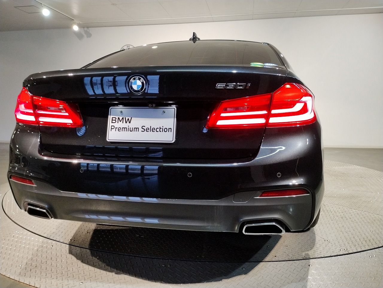 530I