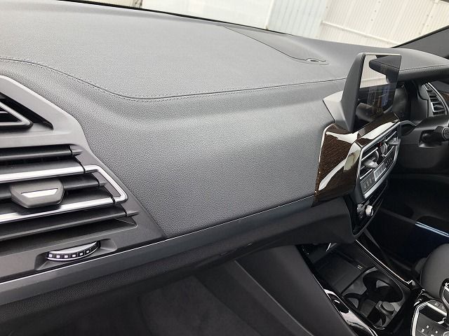 G01 X3 xDrive20d RHD ZA LCI