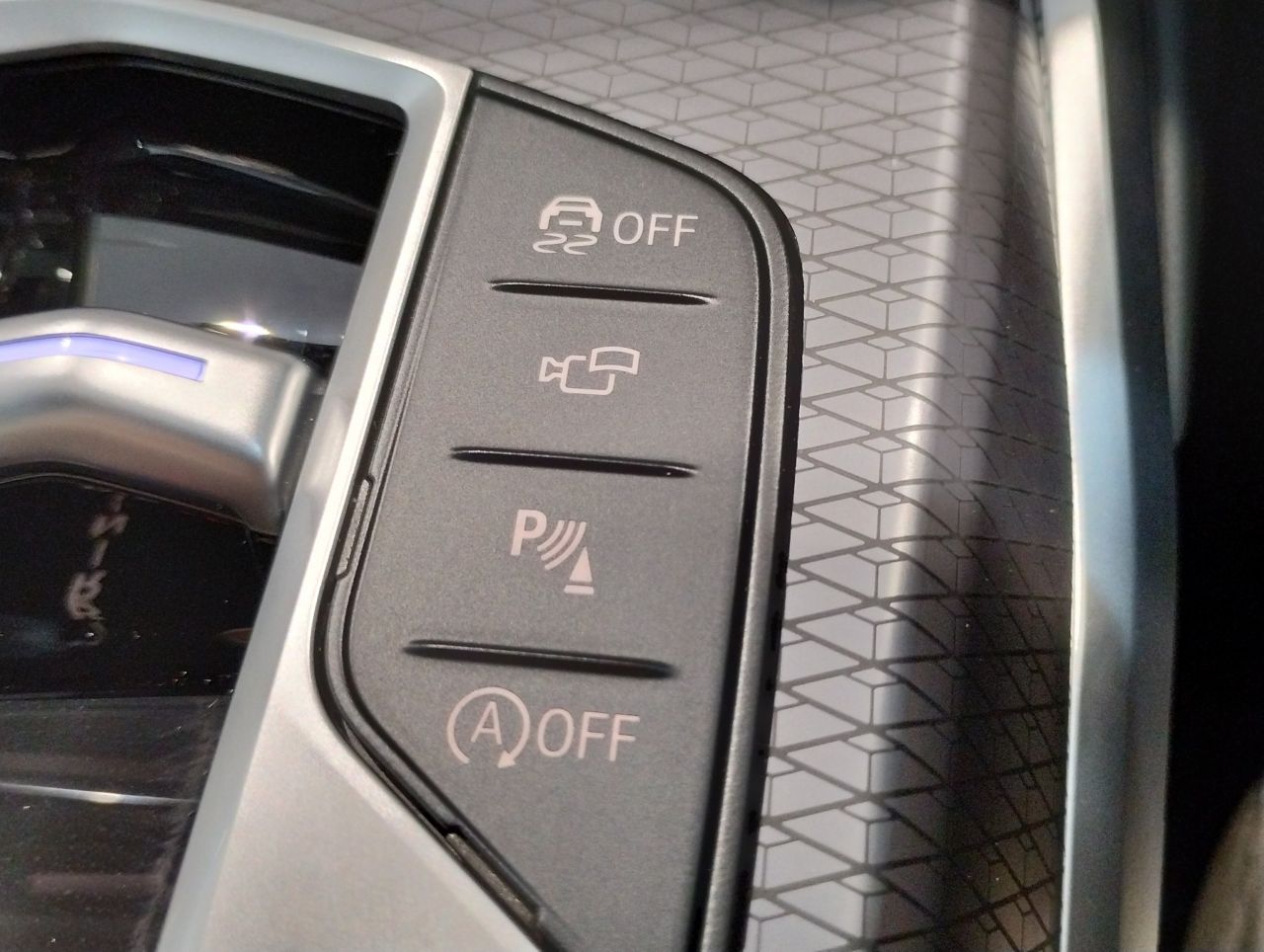 320d xDrive Berline RHD