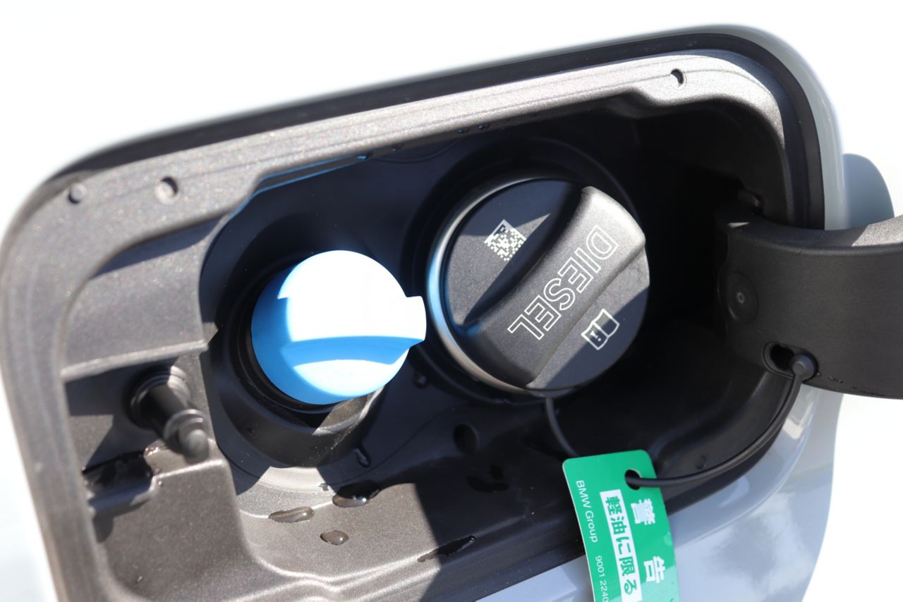 320d xDrive Berline RHD