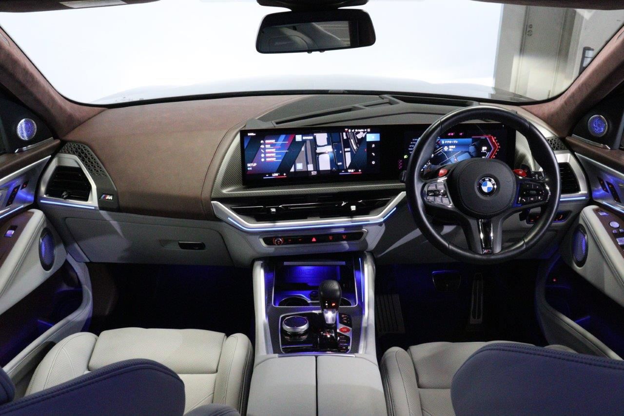 XM RHD