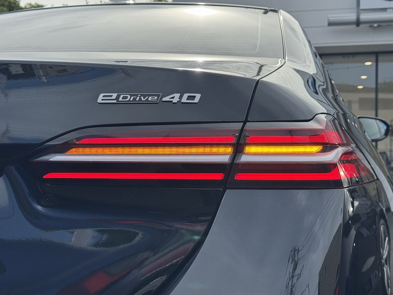 BMW i5 eDrive40 Sedan RHD