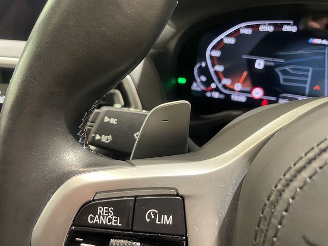 G01 X3 M40d RHD LCI