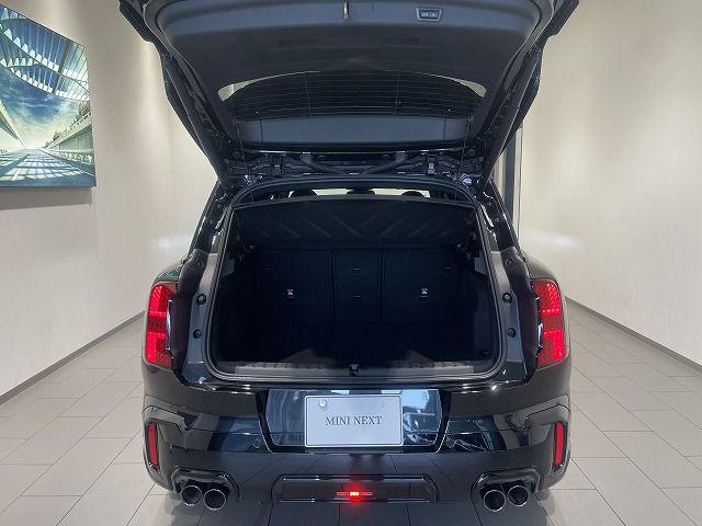 U25 MINI John Cooper Works Countryman ALL4