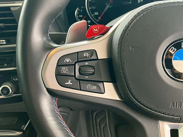 X4 M RHD