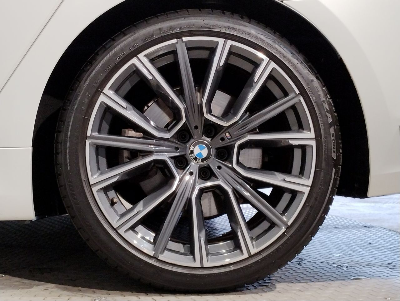 G11 740d xDrive Saloon RHD