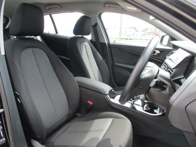 F40 118d Sports Hatch 5-door B47 2.0d