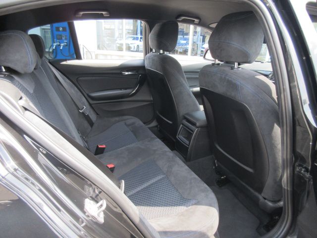 118D 5DOOR RHD