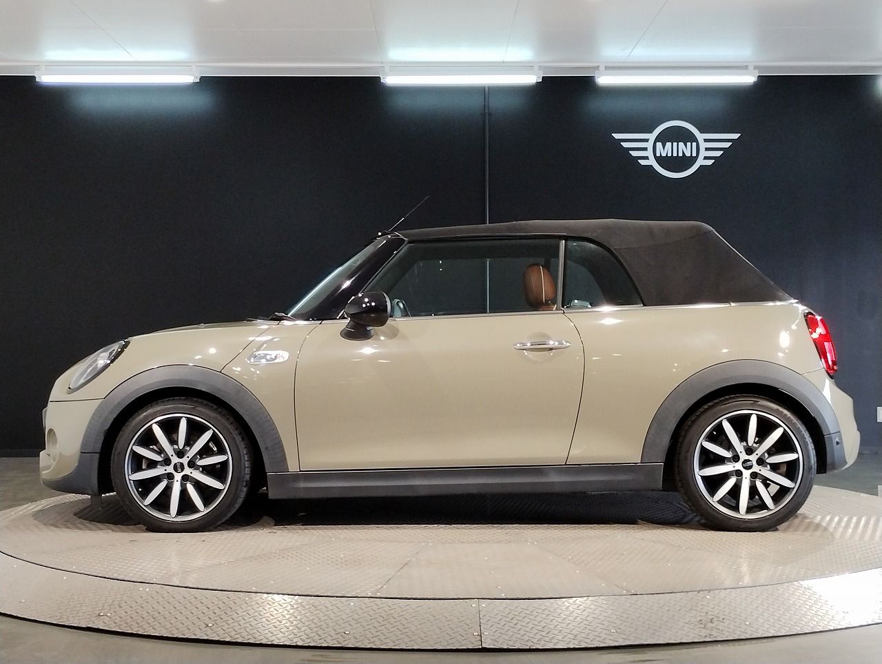 F57 MINI Cooper S Convertible LCI