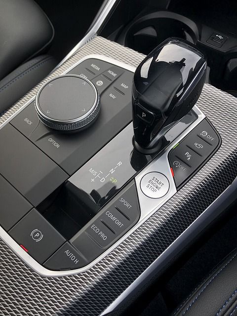 G21 320i RHD