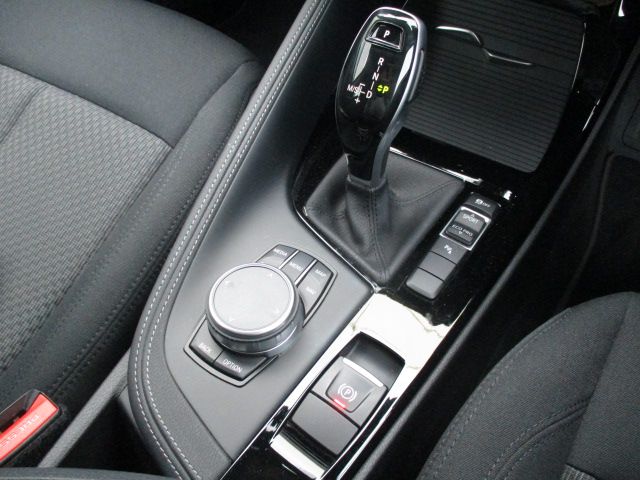 F39 X2 sDrive18i B38 1.5i SAC