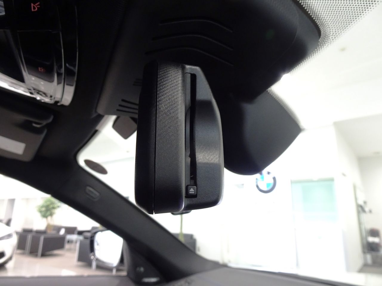 G26 i4 M50 RHD