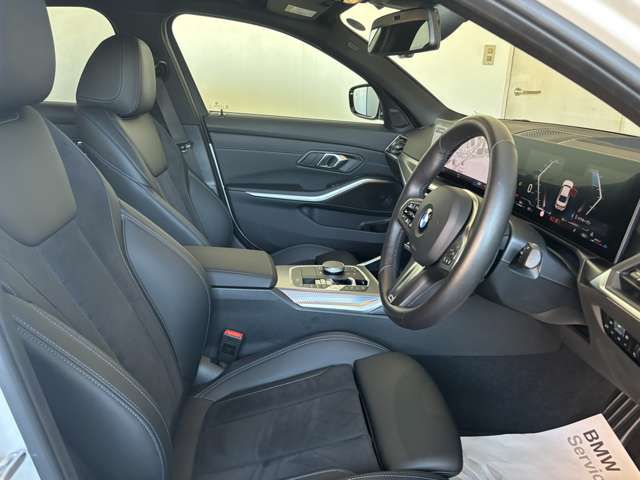 320d xDrive Berline RHD