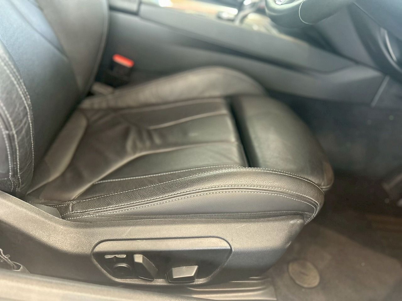 G29 Z4 M40i RHD
