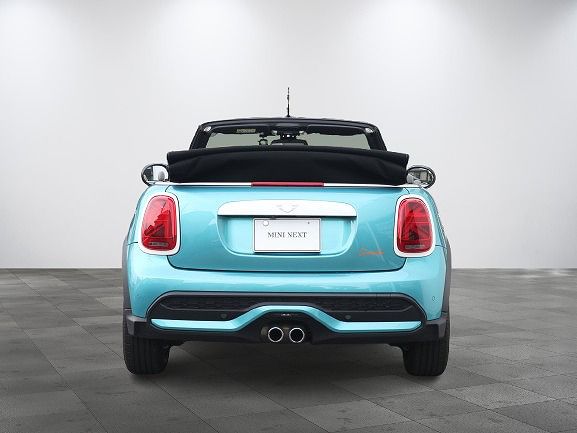 MINI Cooper S Convertible RHD